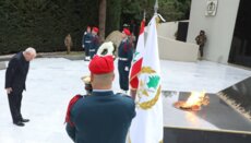 وزير الدفاع أكد أن الجيش ليسَ طرفاً في خصومة: لن يكونَ الصمتُ قدراً ولن يكونَ خذلانُ الأمسِ خاتمةَ الحكاية