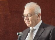 كرم ردًا على خليل: لم نسقط النصاب بل أسقطنا مؤامرتكم على اقتراح قانون العفو