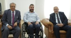 حبيب عرض مع عبود لإمكان استخدام قروض الإسكان لتكييف المساكن لتتناسب مع حاجات ذوي الإعاقة