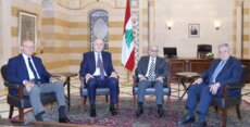 رئيس الحكومة استقبل ميقاتي والسنيورة وتمام سلام وعرض معهم الاوضاع العامة