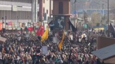 الآلاف يتظاهرون في كشمير وأجزاء أخرى في الهند احتجاجًا على اغتيال خامنئي