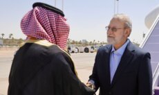 لاريجاني وصل إلى الرياض للقاء مسؤولين سعوديين