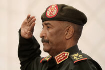 رئيس مجلس السيادة بالسودان: أي شخص يضع السلاح وينحاز لطريق السلام نرحب به والمحرضون سيحاسبون