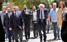 جنبلاط بعد لقائه الشيباني: علينا فتح علاقات متوازنة مع سوريا ولا أؤيد أي اتفاق يكون بمثابة