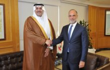 رسامني عرض مع السفير السعودي لتفعيل التعاون ومع عزام للعلاقات مع روسيا