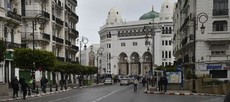 سفارة الجزائر بفرنسا: لم نصدر أي بيان حول مزاعم احتجاز سيارة تابعة لنا بمرسيليا