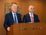 النائبان فادي كرم وغسان حاصباني يتقدمان باقتراح قانون بشأن الأدوية الغير مطابقة للمواصفات