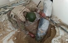 الجيش واصل إزالة الذخائر غير المنفجرة وفكّك 4 قنابل طيران من مخلفات العدوان الإسرائيلي في النبطية وبنت جبيل