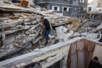 القناة 12 الإسرائيلية: الهجمات على غزة ستتوقف غالبا وسيستأنف وقف إطلاق النار الساعة 10 صباحا بالتوقيت المحلي