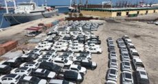 مرفأ اللاذقية بدأ تحميل أول شحنة سيارات 