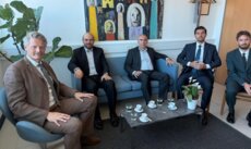 سفير الدنمارك لوفد من حركة 