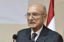 وفاة الوزير الأسبق بهيج طبارة عن عمر يناهز 97 عامًا