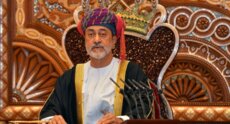 سلطان عمان بحث مع وفد إيراني يضم قاليباف وعراقجي مستجدات مفاوضات أميركا وإيران