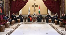ميناسيان زار افرام الثاني وأكدا أهمية توطيد التعاون بين الكنيستين وصون الحضور المسيحي بالشرق