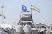 إيران توسّع ضرباتها إلى القطع البحرية الأميركية... هل بدأت مرحلة جديدة من المواجهة؟