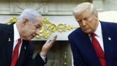 القناة 12 الإسرائيلية: نتانياهو سيجري بعد قليل محادثة مع ترامب على ضوء إعلانه رفض المقترح الإيراني