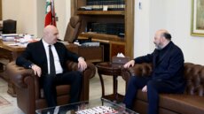 الرئيس عون بحث مع رياشي الاوضاع واستقبل سفيرة قبرص وتسلم من نقيب المحامين مذكرة حول رؤية النقابة للوضع