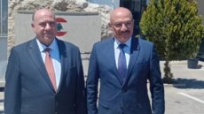 سفير الأردن خلال وصول القافلة الثالثة من حملة المساعدات الاغاثية الى معبر المصنع: تأكيد على الدعم الثابت للبنان