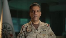 قوات التحالف بقيادة السعودية: 100 طائرة مقاتلة شاركت في عملية فجر اليمن ونؤمن الحماية الجوية لباب المندب
