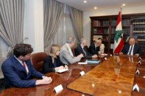 عون استقبل لودريان: لعدم إعطاء إسرائيل الذرائع لعدم انسحابها