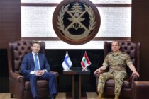العماد هيكل التقى وزير الدفاع الفنلندي وبحثا دور 