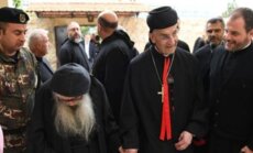 الراعي اختتم زيارته الى قرى جزين بزيارة دير المخلّص- بحنين ولقائه الحبيس يوحنا خوند