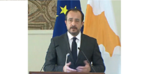 الرئيس القبرصي بعد توقيع اتفاقية ترسيم الحدود البحرية مع لبنان: تعزز آفاق التعاون بمجال الطاقة في الشرق الأوسط