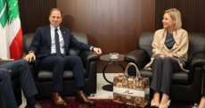 سامي الجميّل بحث وبلاسخارت في دعم الجيش وتنفيذ اتفاق وقف إطلاق النار