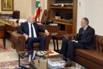 الرئيس عون استقبل سميون كرم وزوده بتوجيهاته قبيل سفره إلى واشنطن
