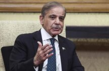 رئيس وزراء باكستان: ترامب وبزشكيان وقعا على