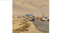 الجزيرة عن مصدر أمني سوري: وفد من قوات التحالف الدولي تعرض لإطلاق نار قرب مدينة تدمر وسط سوريا