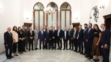 الجميل خلال استقباله وفداً من ATFL: البلاد تقف أمام ظرف تاريخي يتيح الانتقال من مرحلة الميليشيات إلى مرحلة الدولة
