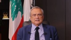 حبيب هنأ حاكم مصرف لبنان لانتخابه رئيساً لمجلس محافظي صندوق النقد العربي: وسام رفيع على صدر لبنان