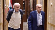 جنبلاط من عين التينة: أقصى ما يمكن أن يقدمه لبنان العودة إلى اتفاق الهدنة مع تطوير معين