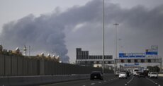 وزارة الداخلية الإماراتية: الدفاعات الجوية تتعامل مع تهديد صاروخي جديد ويرجى البقاء في مكان آمن