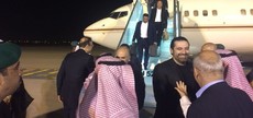 الحريري وصل الى السعودية فجرا وسيلتقي الملك وولي العهد  